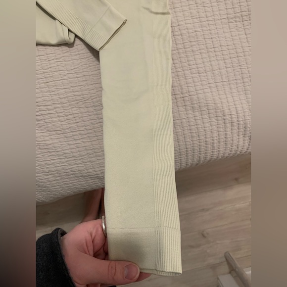 Set Active Workout Set “Oat Milk” - Picture 3 of 5